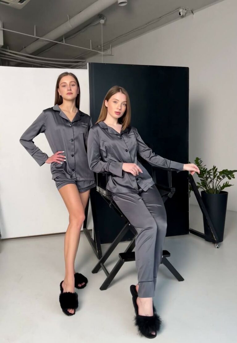 Піжама жіноча BOBRAND з шовку Армані (сорочка, штани та шорти, 3 в 1, колір графіт) зображення 2