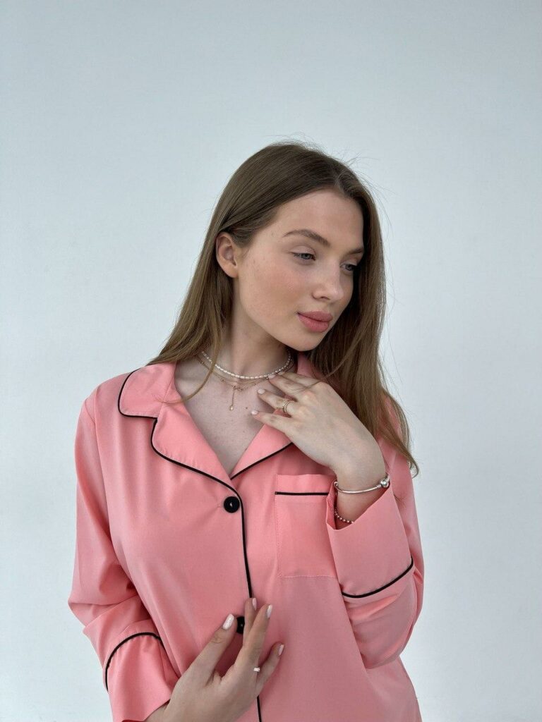Жіноча рожева піжама BOBRAND (сорочка та штани) зображення 2