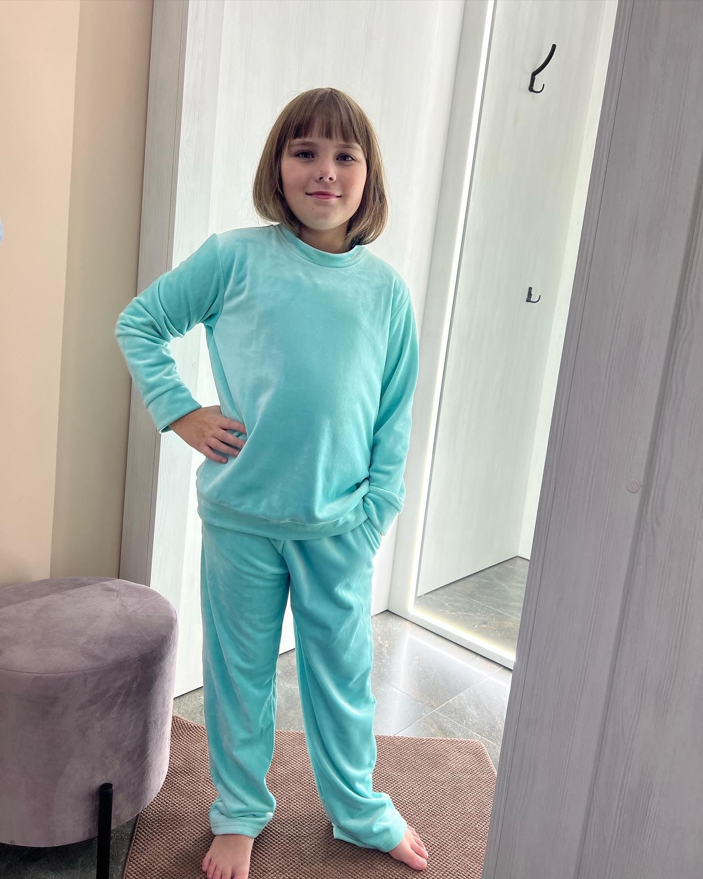 Дитяча піжама BOBRAND светр зі штанами, колір м'ятний Дитяча піжама BOBRAND светр зі штанами, колір м'ятний