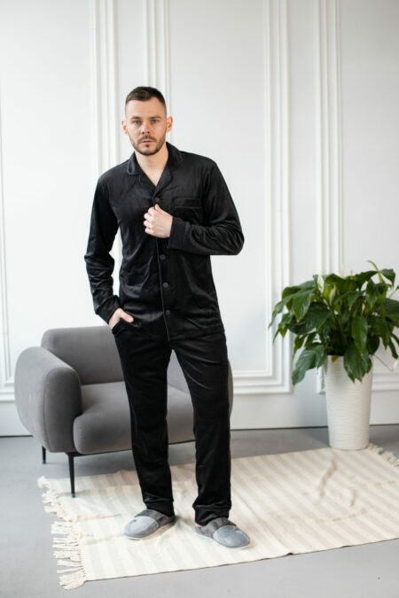 Чоловіча велюрова піжама BOBRAND чорний колір зображення 6