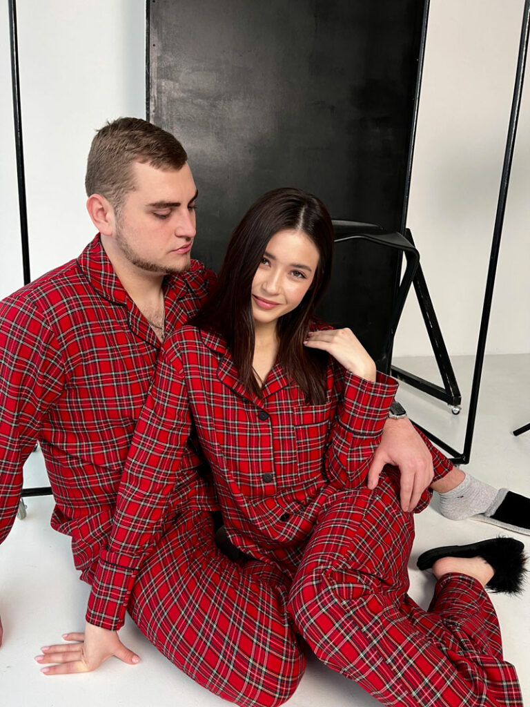 Парні піжами BOBRAND, комплект сорочки та штани у червону клітинку