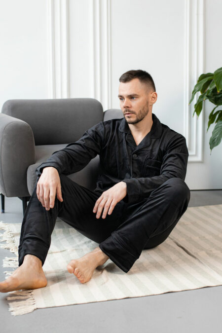 Чоловіча велюрова піжама BOBRAND чорний колір зображення 5