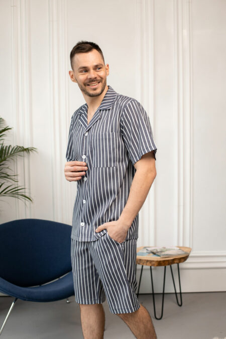 Чоловіча піжама BOBRAND шорти і сорочка зображення 2