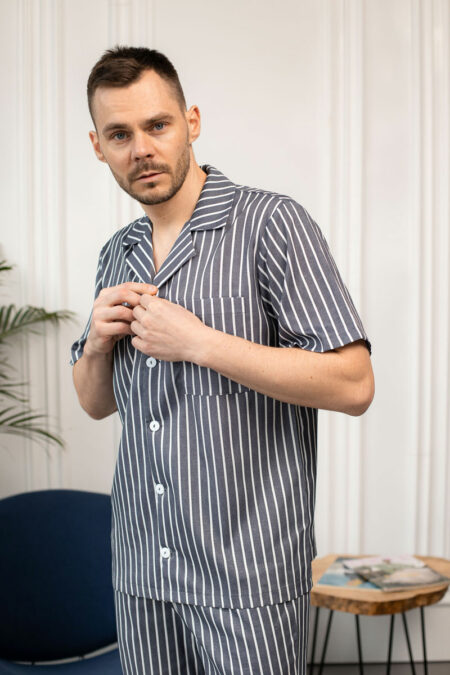 Чоловіча піжама BOBRAND шорти і сорочка зображення 7