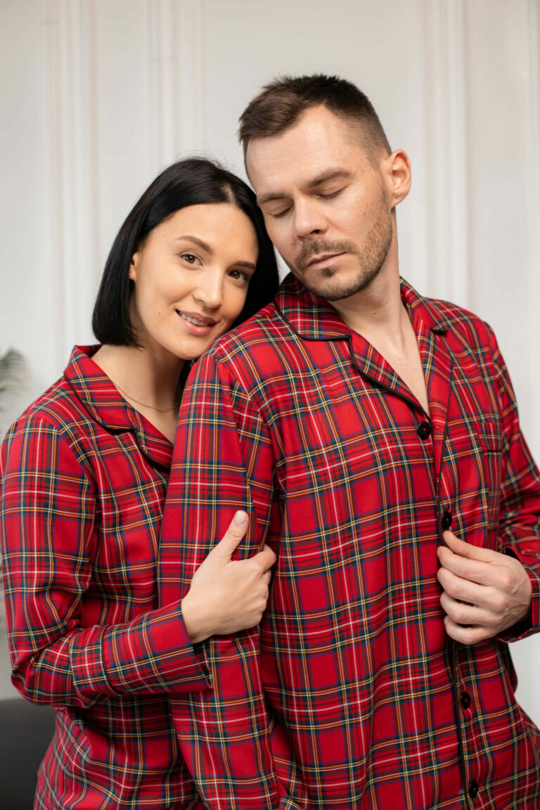 Сімейні піжами BOBRAND червоні у клітинку (чоловіча та жіноча піжами, котон) зображення 2