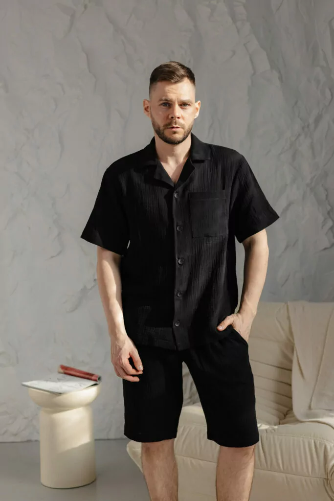 Чоловіча піжама BOBRAND натуральний муслін чорний колір зображення 3